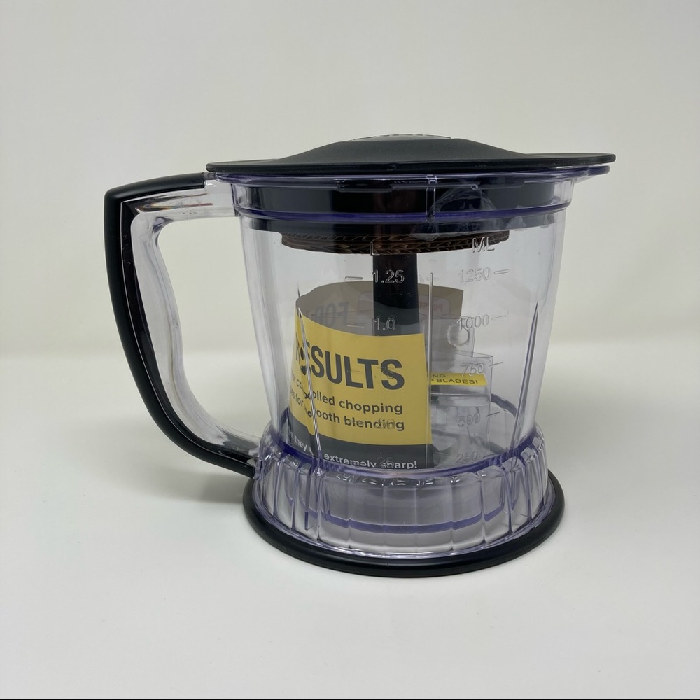 Authentic Ninja 40 Ounce Bowl Pitcher Master Prep Food Processor Brand New